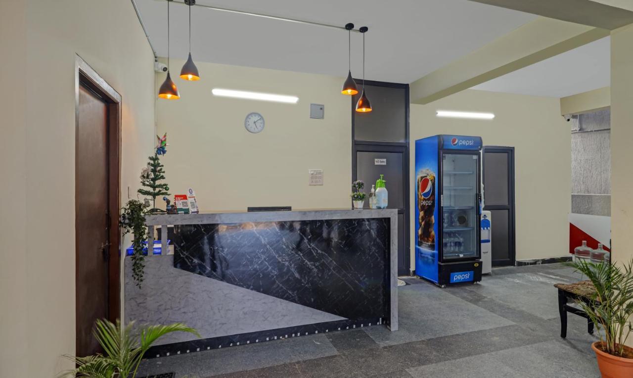 Treebo Trip Airport Pride Inn Haidarábád Kültér fotó
